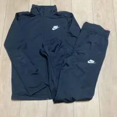 NIKE 黒ジャージ上下セット　150-160センチ