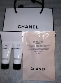 N°1 ドゥ シャネル サンプルセット(セラム/クリーム/ベース) バッグ付き