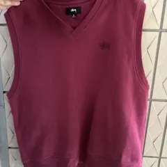 Stüssy バーガンディ Vネックベストのサムネイル