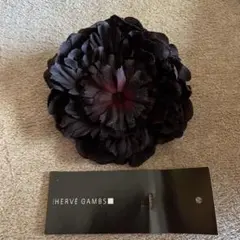 新品未使用　黒色 花形 コサージュ