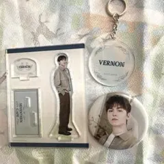 seventeen cafe 2024 アクスタ　缶バッチキーホルダー　バーノン