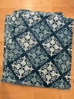 Life Comfort モロッカン柄　フェイクファー　ブランケット