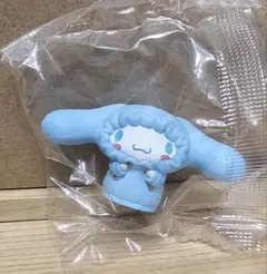 シナモロール　サンリオキャラクターズ　むぎゅぎゅ!パーカーフィギュア