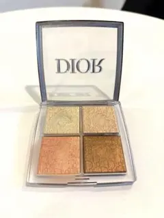Dior バックステージ グロウ フェイス パレット 002 グリッツ