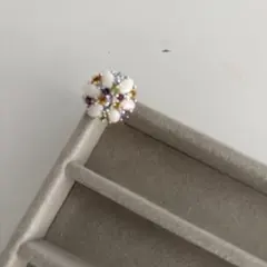 ホワイトオパールとマルチストーン フラワーリング シルバー 925