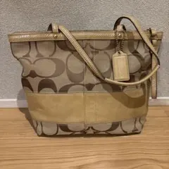 COACH シグネチャー ストライプ パテント トート