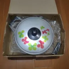 新品未使用　昭和レトロ　アルミ浅型鍋のサムネイル