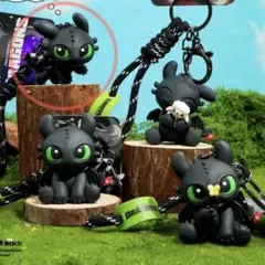 ヒックとドラゴン ナイトフューリー トゥース キーホルダー ストラップ