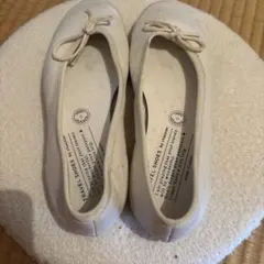 TRAVEL SHOES by chausserバレエシューズ 23.5cmのサムネイル