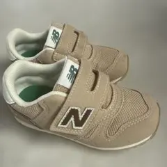 New Balance 373 ベージュ キッズスニーカー