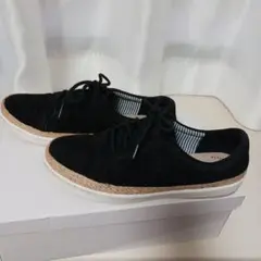 Clarksブラック ヌバック、 スニーカーのサムネイル