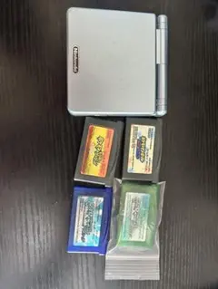 任天堂ゲームボーイアドバンスSP ➕ソフト4本