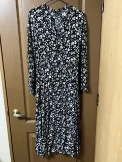 グローバルワーク　サラサラリラックスワンピース　長袖　Lサイズ　花柄