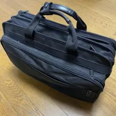 ※奈良県生駒市引渡し限定　ジャーメイン ギア　ビジネスバッグ