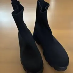 ブラックニットショートブーツのサムネイル