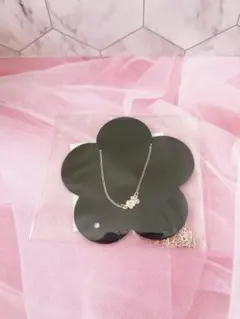 【新品未使用】MARY QUANT マリークワント　ネックレス　デイジー　パールのサムネイル