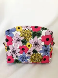 【歳末セール】トラベルポーチ　インナー入れ　おむつポーチ　ハンドメイド