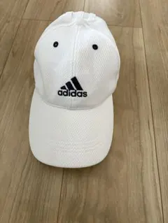 adidas メッシュホワイトキャップ