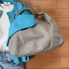 本革ショルダーバック　グレージュ SAZABY