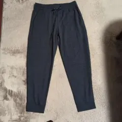 UNIQLOメンズLサイズ ジョガーパンツネイビー