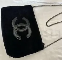 チェーンショルダーバッグ ブラック ロゴ入り