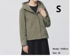 GU　ジーユー　Aライン　マウンテンパーカーSサイズ