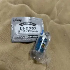 ディズニーレトログラスチャーム