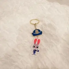 ズートピア ジュディ うさぎ キーホルダー バッグチャーム - メルカリ