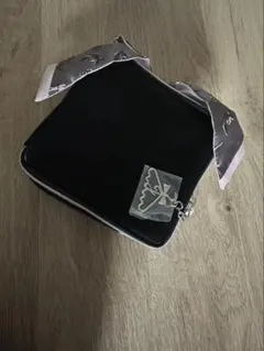 ジルスチュアート　アイシャドウ　ポーチ　チークブラシ　リップグロス