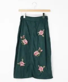 最終！【Clear】新品タグ クラシカル 花 　薔薇 刺繍　スカート