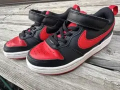 Nike 赤黒 スニーカー 18センチ　ベルクロ付き