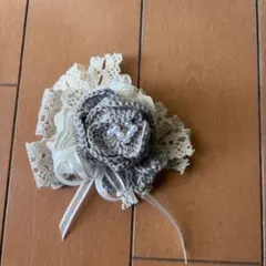 ハンドメイド コサージュ グレー アイボリー