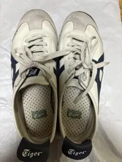 Tiger ホワイト/ネイビー スニーカー
