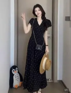 ドット柄Vネック半袖ロングワンピース SHEIN