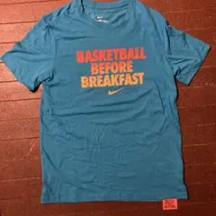 Nike BASKETBALL BEFORE BREAKFAST Tシャツ