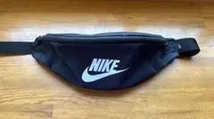 NIKE ボディバッグ 黒