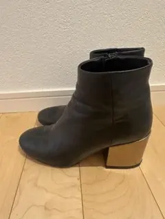 値下げしました！ファビオルスコーニのショートブーツ　37