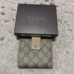 GUCCI　二つ折り財布