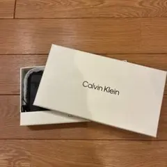 Calvin Klein 長財布 ブラック ラウンドファスナーのサムネイル