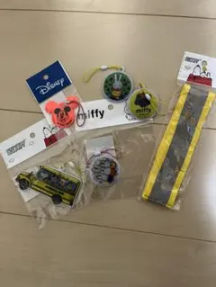 スヌーピー　ミッフィー　ディズニー　ツムツム　リフレクター　ブランケット