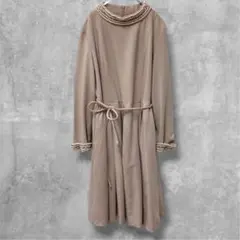 RUIRUE BOUTIQUE フレアワンピース　パール　ビジュー　　ワンピースのサムネイル