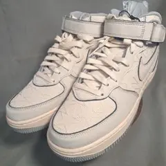 Nike Air Force 1 Mid 07 LX エアフォース1