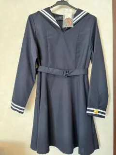 セーラーワンピース　紺色　礼装　卒服