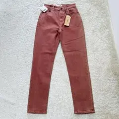 ヤヌーク★未使用タグ付★ハイウエストルース★カラーデニム★ブリックカラー