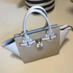 Samantha Vega ハンドバッグ ホワイト ベージュ