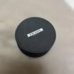 PRADA ビューティー　ノベルティ