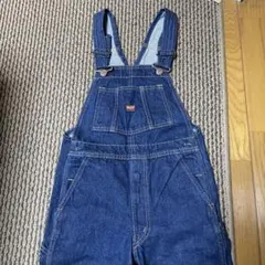 Item thumbnail for item fe21f269-fb75-49df-a85a-2224c96418e8