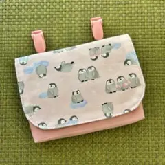 6527. 移動ポケット ペンギン 女の子 クリップ付