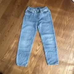 ZARA ライトブルーデニムパンツ 140