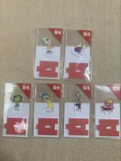 R1 ディズニーアクリルスタンド